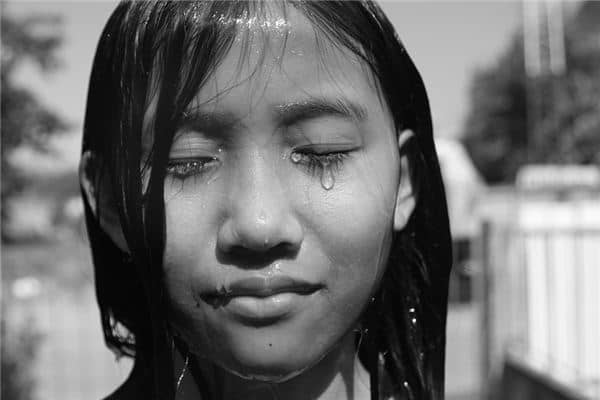 梦见哭死人是什么意思 梦见哭死人是什么意思