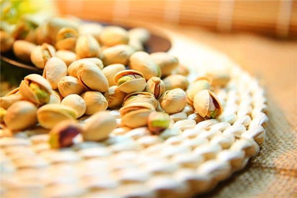 梦见开心果是什么意思 梦见开心果是什么意思