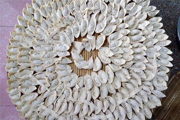 梦见包水饺是什么意思 梦见包水饺是什么意思