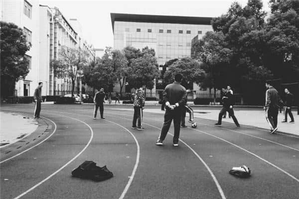 梦见体育课是什么意思 梦见体育课是什么意思