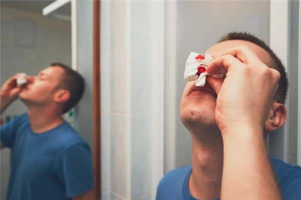 梦见出鼻血 梦见出鼻血