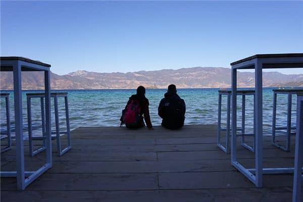 梦见掉河里是什么意思 梦见掉河里是什么意思