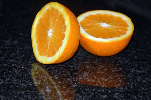 梦见吃橙子是什么意思 梦见吃橙子是什么意思