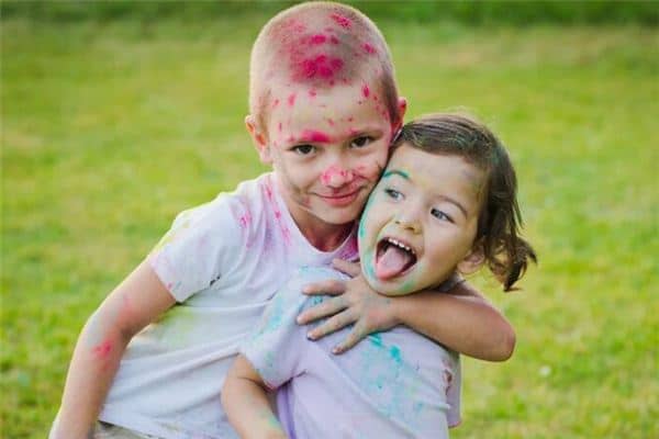 梦见脏衣服是什么意思 梦见脏衣服是什么意思