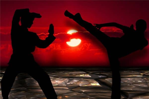 梦见兄弟成仇是什么意思 梦见兄弟成仇是什么意思