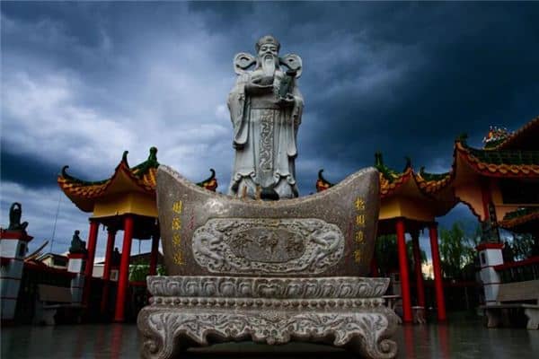 梦见财神爷像是什么意思 梦见财神爷像是什么意思