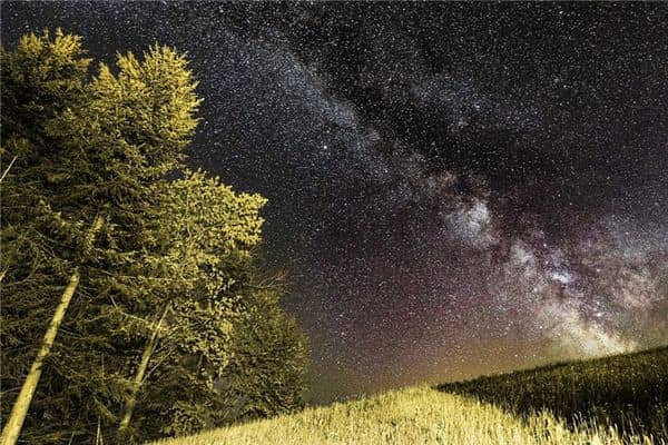 梦见满天繁星 梦见满天繁星