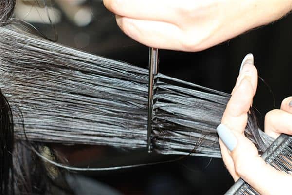 梦到别人剪头发 梦到别人剪头发