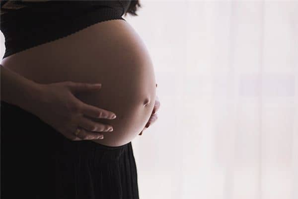 梦见胎死腹中是什么意思 梦见胎死腹中是什么意思