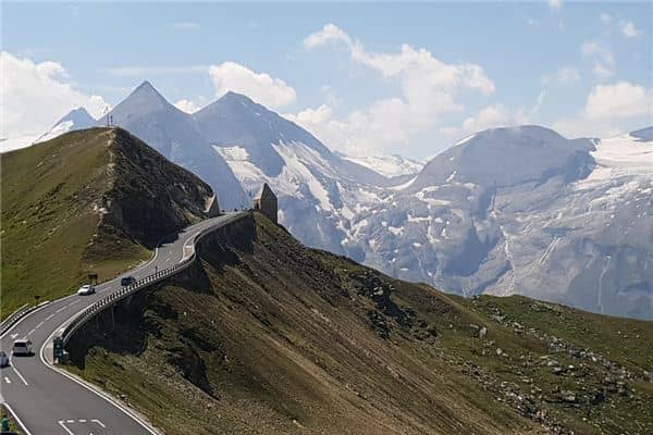 梦见路很陡峭是什么意思 梦见路很陡峭是什么意思