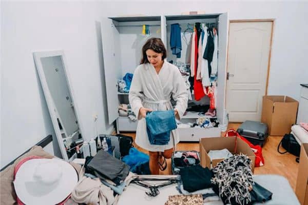 梦见屋里凌乱是什么意思 梦见屋里凌乱是什么意思