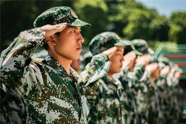 梦见集合队伍是什么意思 梦见集合队伍是什么意思