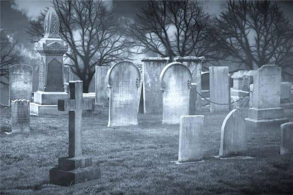 梦见过年起坟是什么意思 梦见过年起坟是什么意思