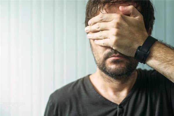 梦见爸爸哭了是什么意思 梦见爸爸哭了是什么意思