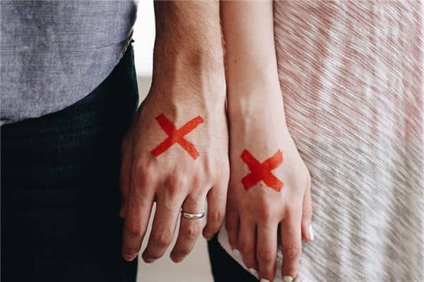 梦见和男朋友吵架分手 梦见和男朋友吵架分手