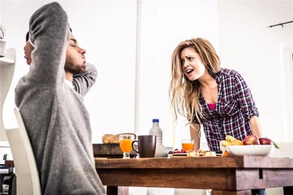 梦见家人吵架是什么意思 梦见家人吵架是什么意思