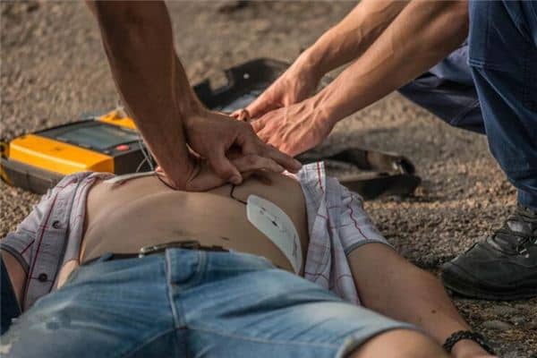 梦到不认识的人死了 梦到不认识的人死了