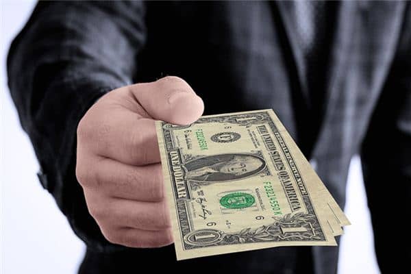 梦见老板给我钱 梦见老板给我钱