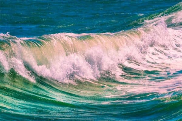 梦见大风大浪是什么意思 梦见大风大浪是什么意思