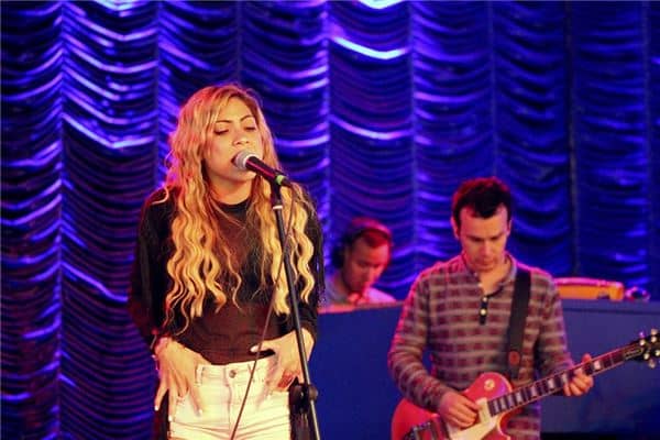 梦见母亲唱歌是什么意思 梦见母亲唱歌是什么意思