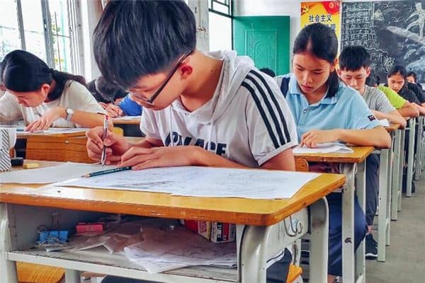 梦见高考失利是什么意思 梦见高考失利是什么意思