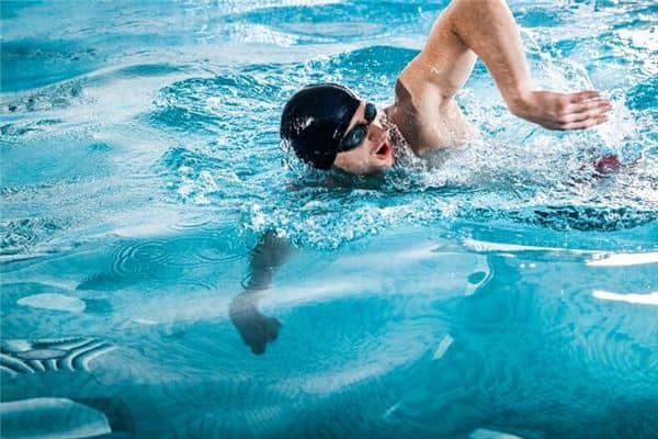 梦见潜水憋气是什么意思 梦见潜水憋气是什么意思