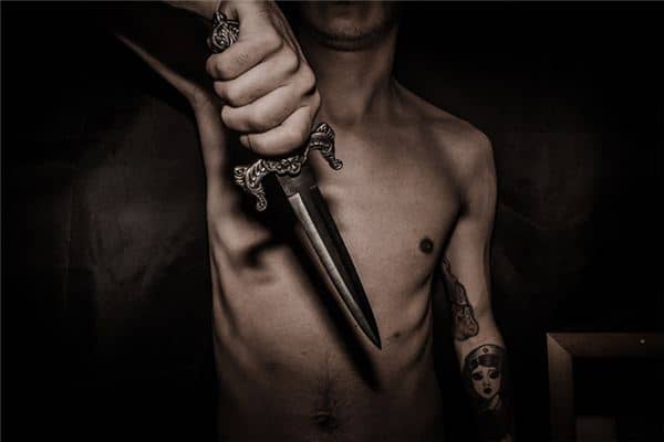 梦见有人害我是什么意思 梦见有人害我是什么意思