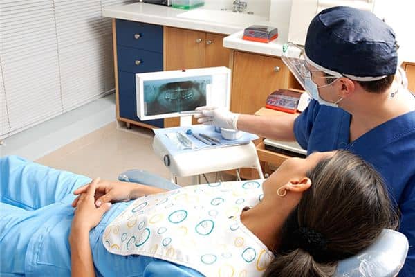 梦见牙齿坏了是什么意思 梦见牙齿坏了是什么意思