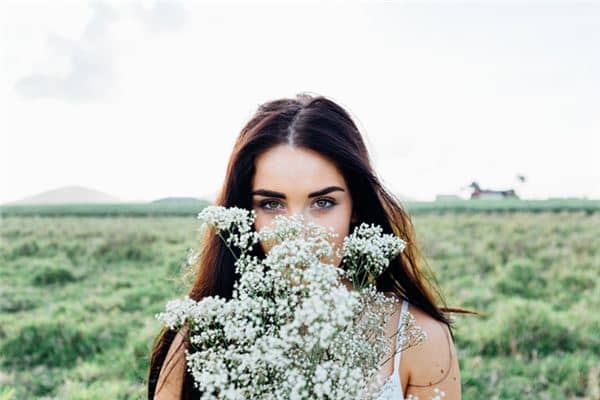 梦见女人进门是什么意思 梦见女人进门是什么意思