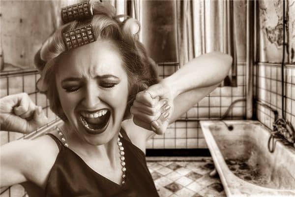 梦见女人咬我是什么意思 梦见女人咬我是什么意思