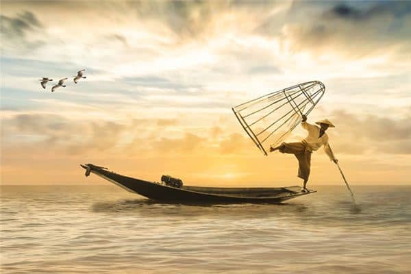 梦见别人捕鱼是什么意思 梦见别人捕鱼是什么意思