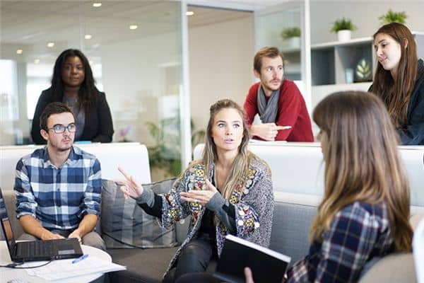 梦见女副市长是什么意思 梦见女副市长是什么意思