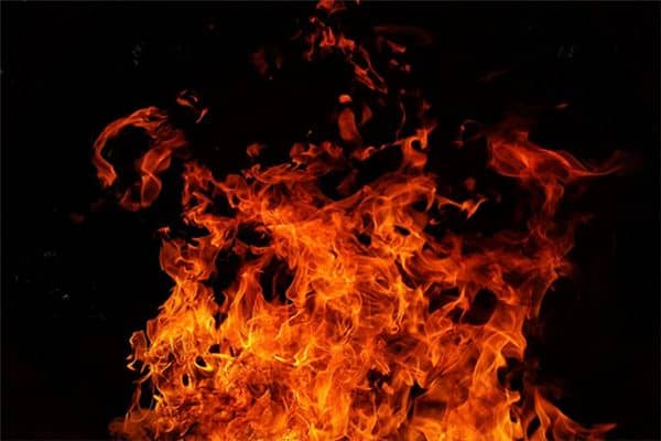 梦见被子着火是什么意思 梦见被子着火是什么意思