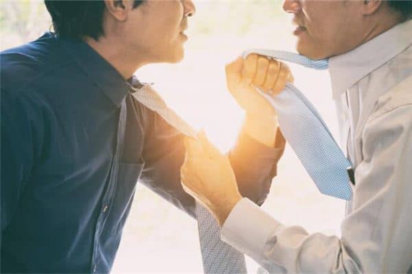 梦见与同事吵架 梦见与同事吵架