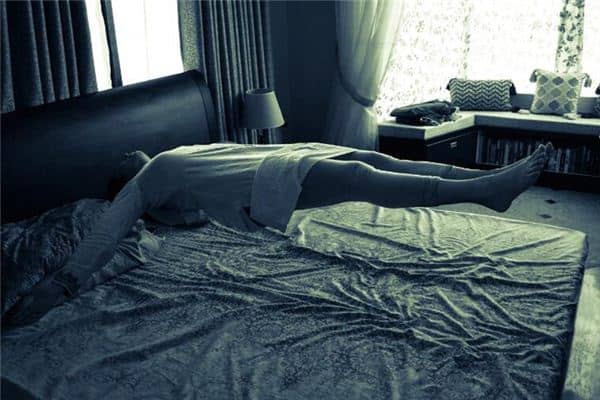 梦见有鬼害怕是什么意思 梦见有鬼害怕是什么意思