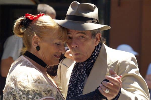 梦见公公婆婆是什么意思 梦见公公婆婆是什么意思