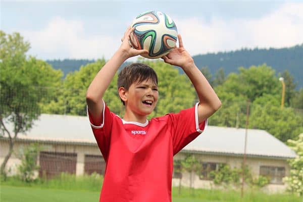 梦见扔出一物是什么意思 梦见扔出一物是什么意思