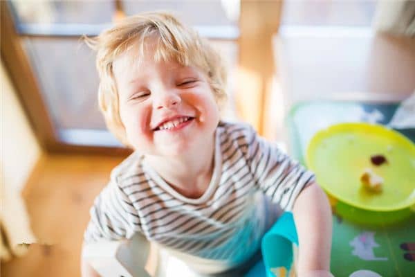 梦见孩子长牙是什么意思 梦见孩子长牙是什么意思