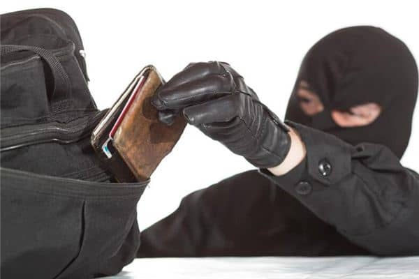 梦见被贼偷了是什么意思 梦见被贼偷了是什么意思