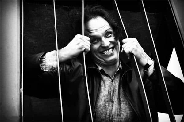 梦见抓到逃犯是什么意思 梦见抓到逃犯是什么意思