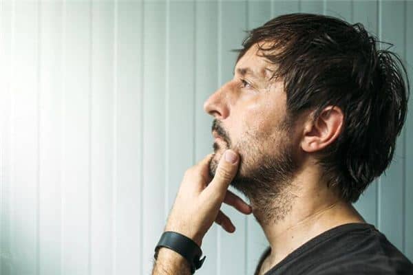 梦见下巴掉了是什么意思 梦见下巴掉了是什么意思