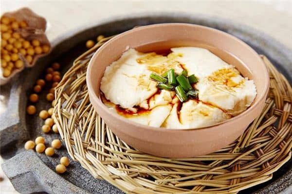 梦见吃豆腐脑是什么意思 梦见吃豆腐脑是什么意思