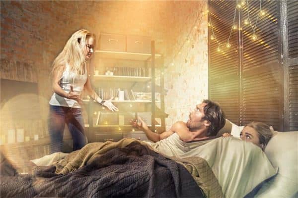 梦见爸爸出轨是什么意思 梦见爸爸出轨是什么意思