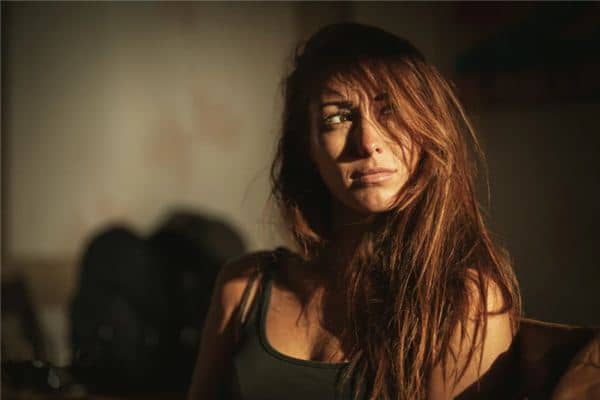 梦见寄人篱下是什么意思 梦见寄人篱下是什么意思