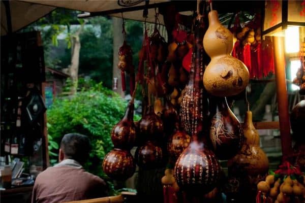 梦见巨型葫芦是什么意思 梦见巨型葫芦是什么意思