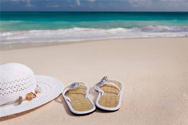 梦见穿旧托鞋是什么意思 梦见穿旧托鞋是什么意思