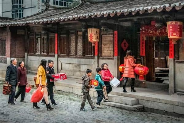 梦见家人团聚是什么预兆 梦见家人团聚是什么预兆