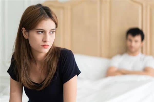 梦见和女人吵架 梦见和女人吵架