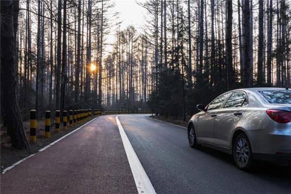 梦见坐车出门是什么意思 梦见坐车出门是什么意思