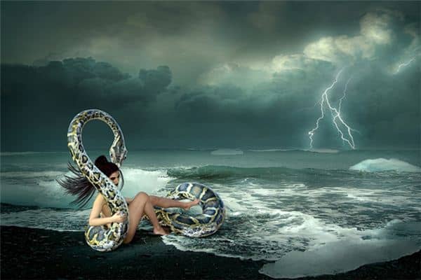 梦见蛇在头上是什么意思 梦见蛇在头上是什么意思